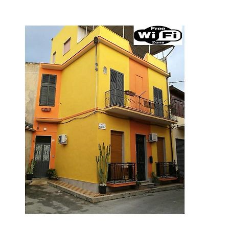 Happy House Wifi Free Bici Free Appartement Avola Buitenkant foto